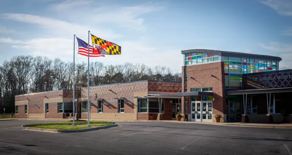 Dr. Mudd ES 2 Photo by Smolen Emr Ilkovitch Architects